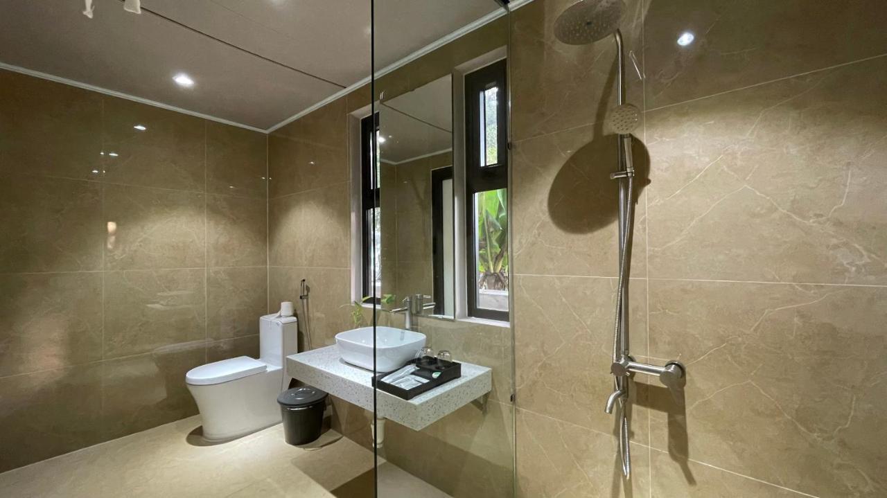 Phoenix Minh Chau Hotel กว่างนิงห์ ภายนอก รูปภาพ