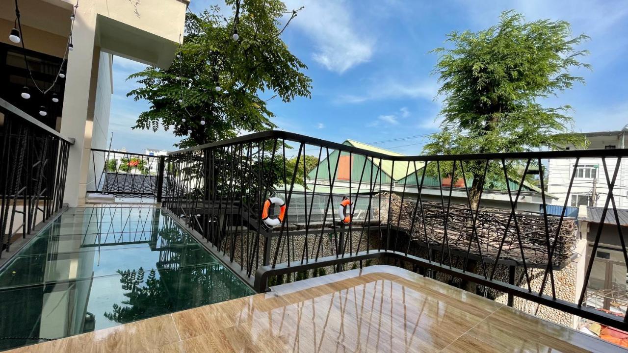 Phoenix Minh Chau Hotel กว่างนิงห์ ภายนอก รูปภาพ